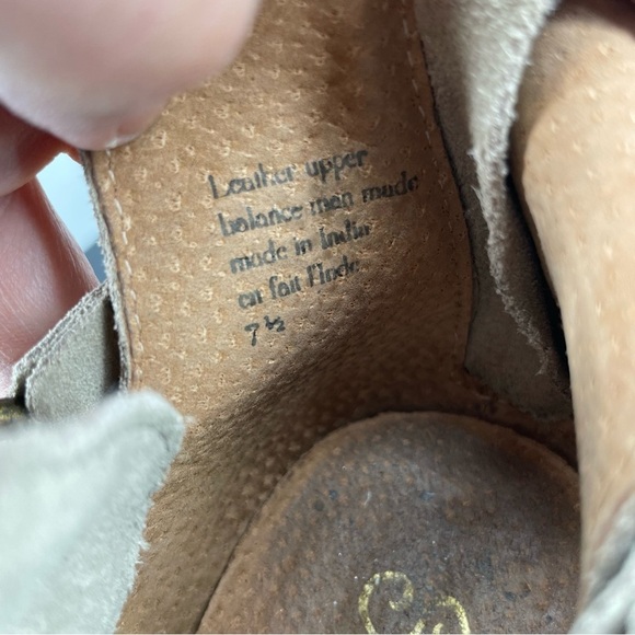 Seychelles Anthropologie Impossible Sand Booties Heel 7.5 suede - Picture 6 of 9